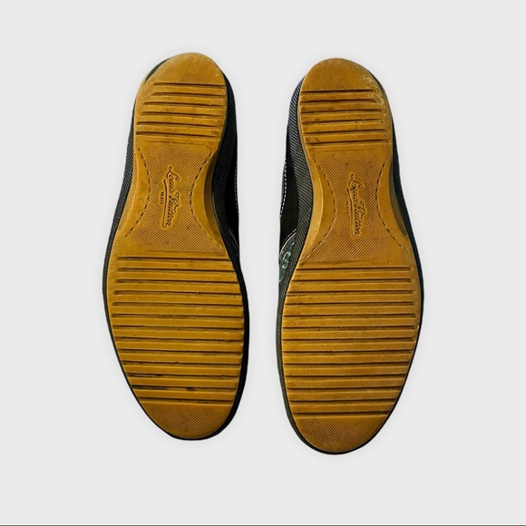 Mens authentic Louis Vuitton monogrammed blue denim w/ navy blue suede detailing - Picture 9 of 12